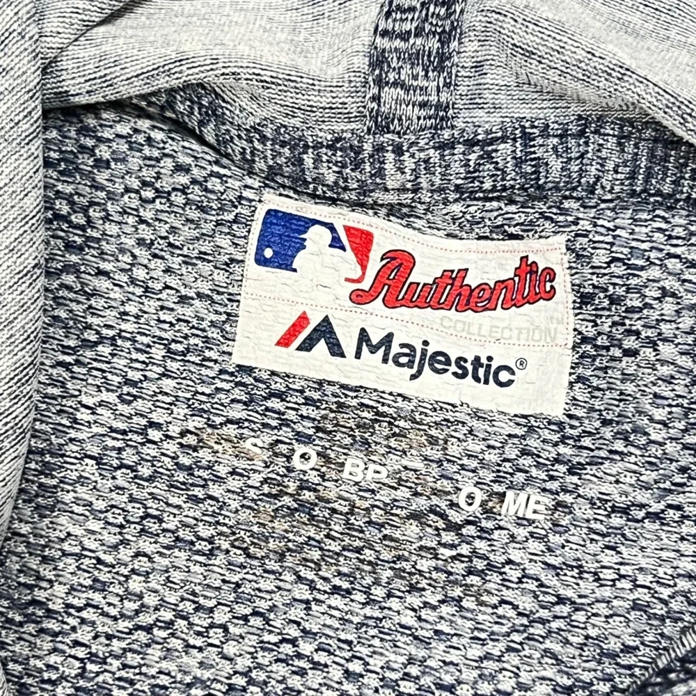 Majestic Milwaukee Brewers MLB Mens Space Dye Lightweight Hoodie Small Tech EUC - Picture 3 of 6